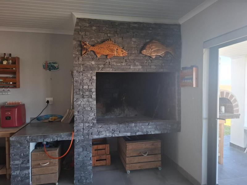To Let 3 Bedroom Property for Rent in Dwarskersbos Western Cape